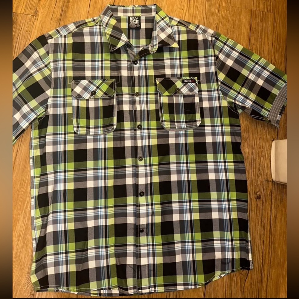 Enyce Men’s short sleeve casual button up plaid shirt